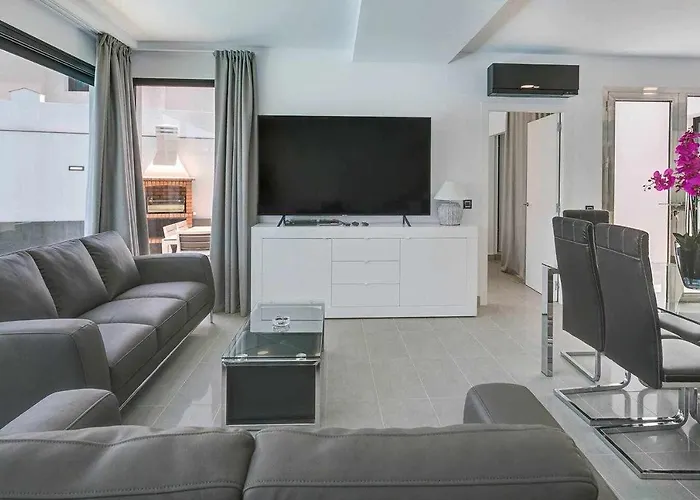 Two Dreams Luxury *